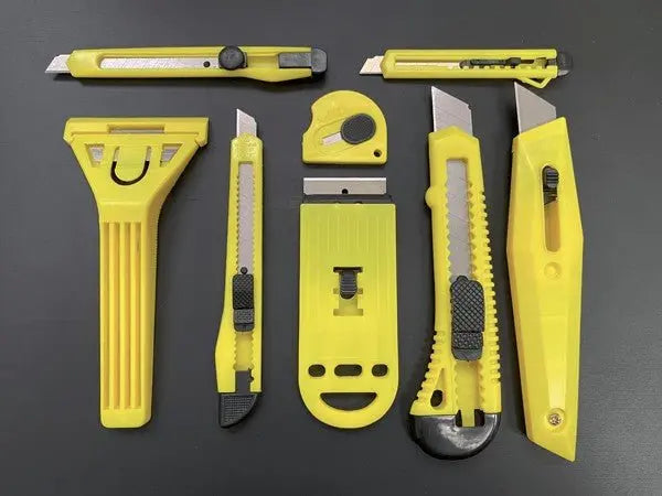 Set 8 pz. cutter e raschietti Cutter HOBBYSHOP   