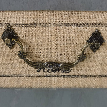 Mobiletto in legno con 3 cassetti - 35x28x56 cm