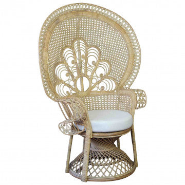 Poltrona in fibra naturale di bamboo con cuscini beige 147x105x68 cm