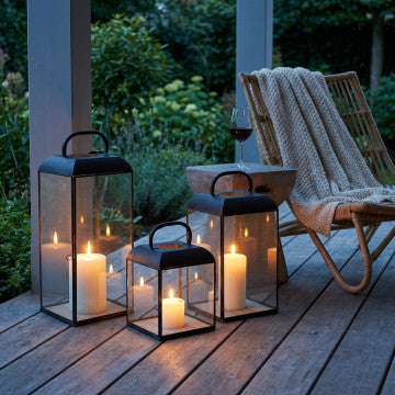 Lanterna antracite in metallo e vetro con base in legno 44 cm