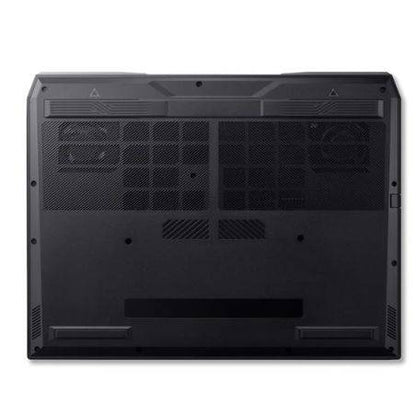 Parte inferiore del laptop Acer Predator PHN14-51-7285 con sistema di ventilazione ottimizzato per prestazioni di raffreddamento.