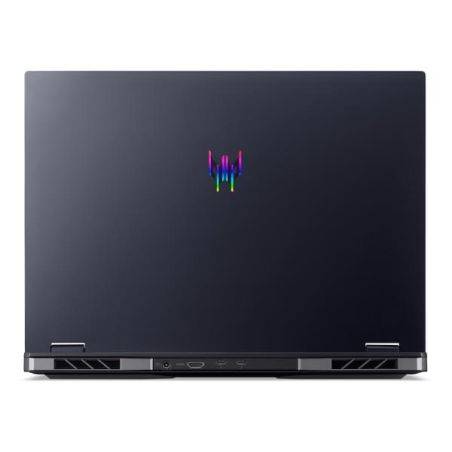 Retro del laptop Acer Predator PHN14-51-7285 con logo illuminato e porte di connessione avanzate per un design elegante.