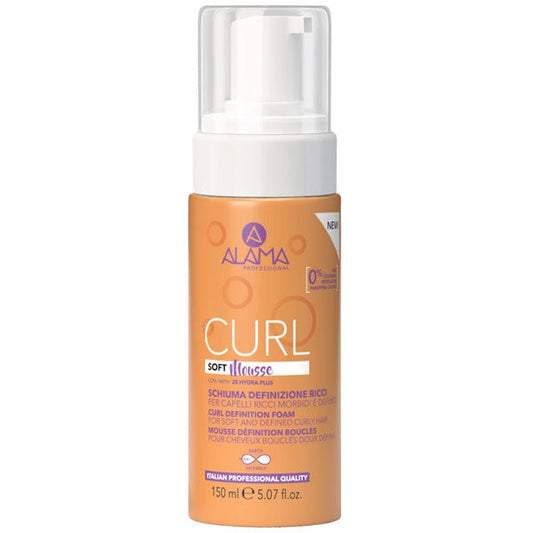 Schiuma definizione ricci Alama Curl in bottiglia arancione con dispenser bianco, ideale per capelli ricci morbidi e definiti, 150 ml