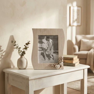 Portafoto MDF stile shabby chic con decoro ondulato 21x27 cm