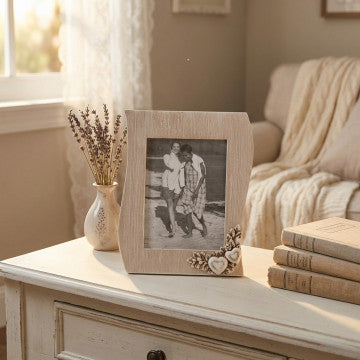 Portafoto in MDF con decoro onda, colore tortora e bianco 17x22 cm