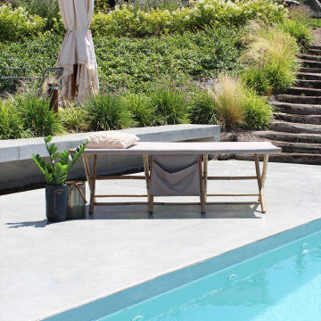 Lettino in bamboo marrone, dimensioni 180x76x48 cm, peso 13 kg