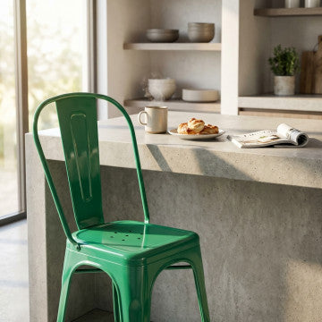 Sedia in metallo verde, seduta e struttura, 35x45x85 cm, 4 kg