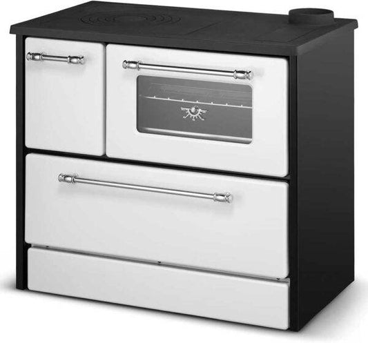 Cucina a legna Beatrice 9kW in acciaio e ghisa bianca con maniglie cromate, piano in ghisa nero, ideale per cucine tradizionali e riscaldamento