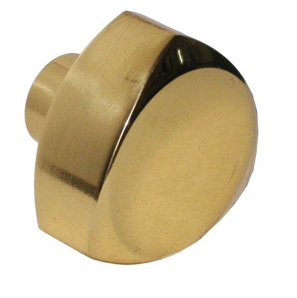 Pomolo tribolato in ottone lucido per cilindro predisposto, ideale per porte interne. Facile da applicare, finitura elegante e resistente.