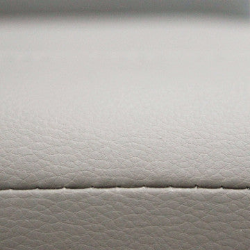 Sedia con struttura metallo, seduta e schienale imbottiti 53x46x97 cm