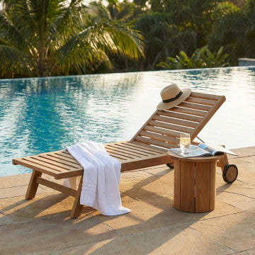 Lettino in teak massello, dimensioni 200x76x35 cm, colore marrone chiaro