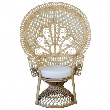 Poltrona in fibra naturale di bamboo con cuscini beige 147x105x68 cm