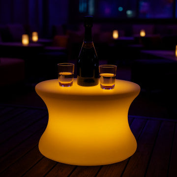 Tavolino luminoso in polietilene con ricarica USB, diametro 40 cm
