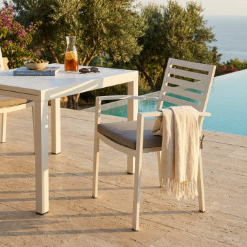 Poltrona in alluminio con cuscino, struttura seduta 46x62x84 cm