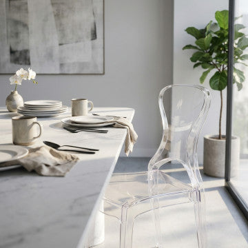 Sedia in policarbonato trasparente, dimensioni 46,3x53x89,6 cm