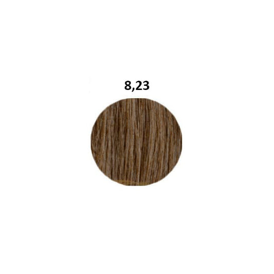 Campione di colore capelli 8,23, tonalità castano chiaro dorato con riflessi naturali, rappresenta il risultato finale della colorazione senza ammoniaca L'Oreal Inoa.