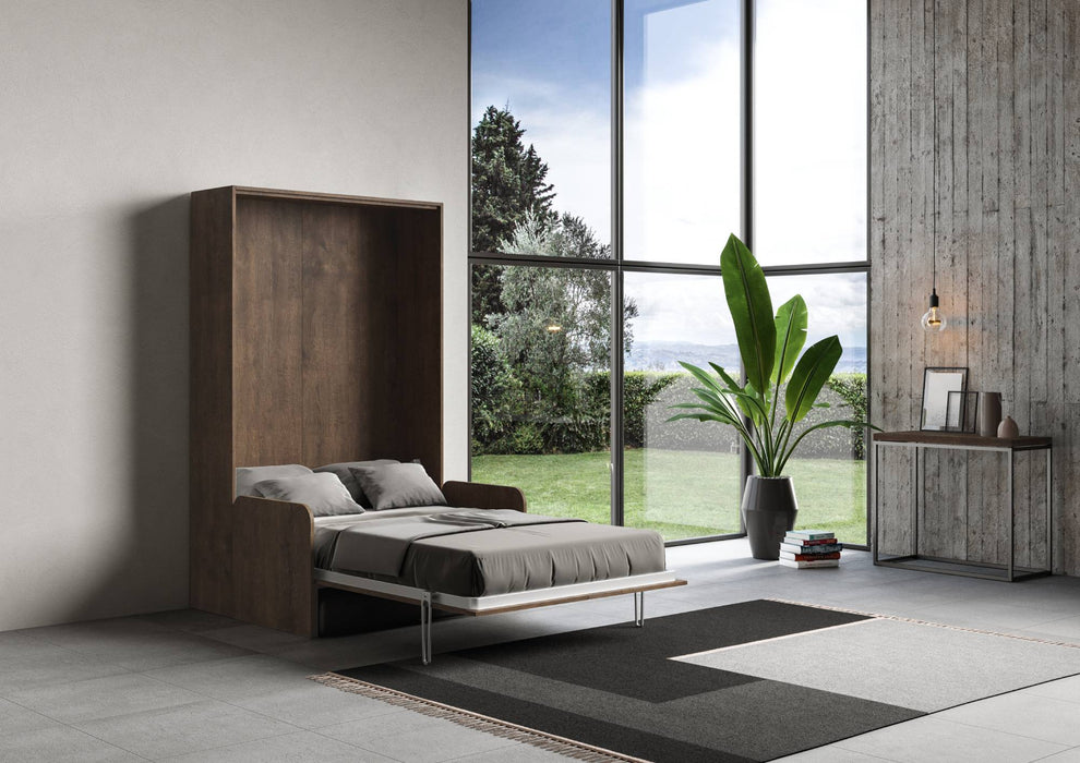 Dettaglio del letto Kentaro Sofà aperto in legno scuro, mostra la qualità dei materiali e il comfort del letto matrimoniale.