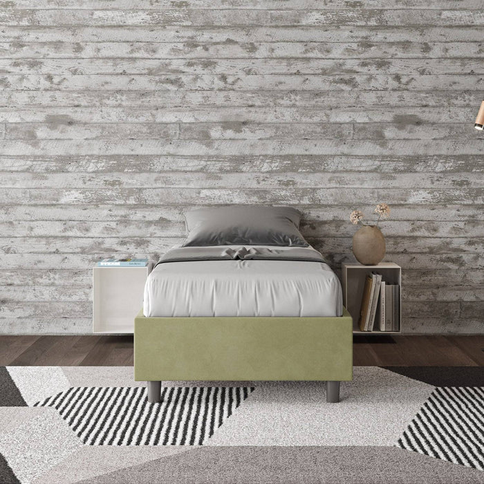 Letto singolo Azelia verde oliva con contenitore, perfetto per camere moderne con tocchi di colore e funzionalità.