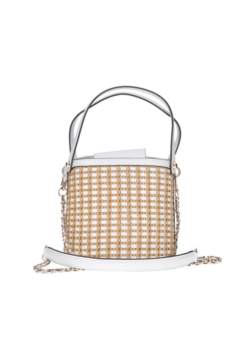 Secchiello GUESS in Ecopelle Italiana con Chiusura Magnetica e Tracolla Removibile Dimensioni 17x19x9 cm