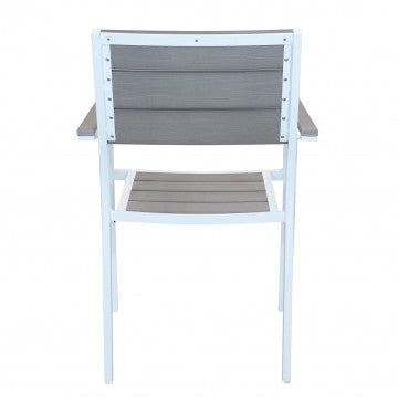 Retro della poltrona Cervia con struttura in alluminio verniciato bianco e schienale in Polywood, resistente e impilabile.
