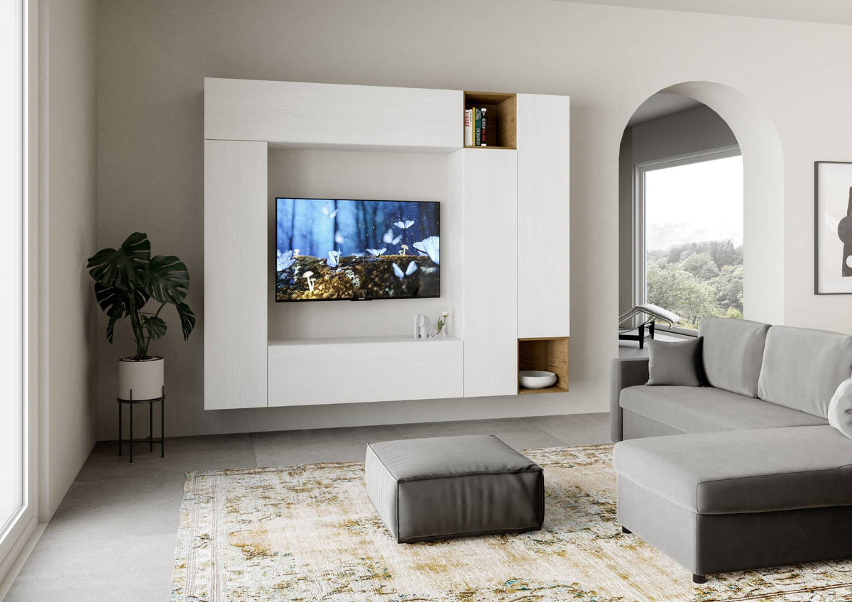 Parete attrezzata A32 installata in soggiorno moderno con TV integrata, design elegante e vani a giorno in legno per un tocco contemporaneo.