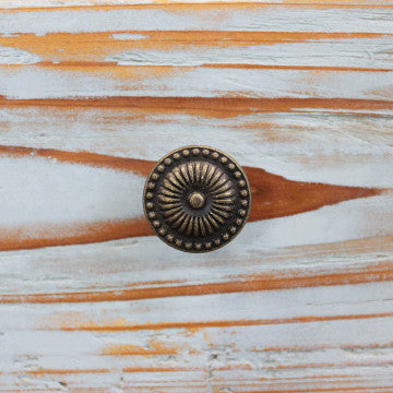 Mobile in legno colorato con 10 cassetti e 2 ante, 108x38x89 cm