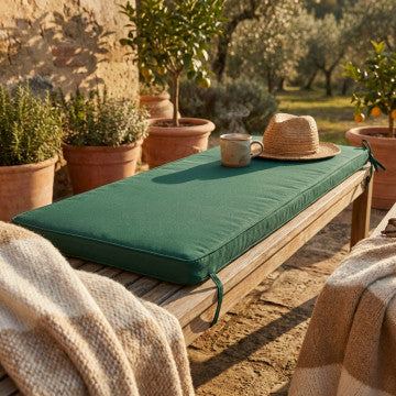Cuscino rettangolare in poliestere sfoderabile idrorepellente 110x45 cm