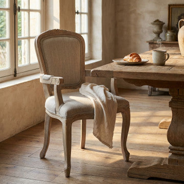 Poltrona in tessuto grigio con struttura in legno, 57x57x90 cm