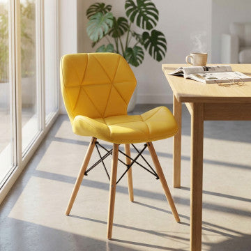 Sedia con struttura metallo, seduta ecopelle gialla e gambe in legno