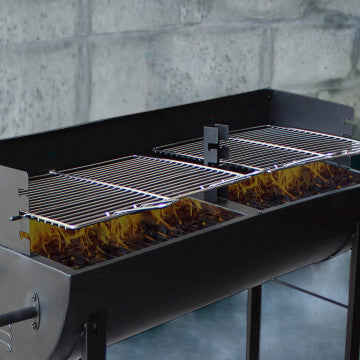 Barbecue a carbonella Wisconsin con struttura in acciaio verniciato nero