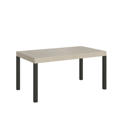 Tavolo allungabile Everyday telaio Antracite con piano chiaro in versione media, perfetto per ambienti versatili e minimalisti.