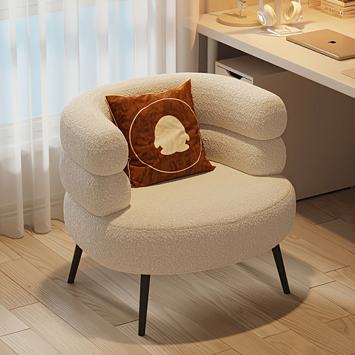 Poltrona in pelle di agnello con schienale morbido 🛋️
