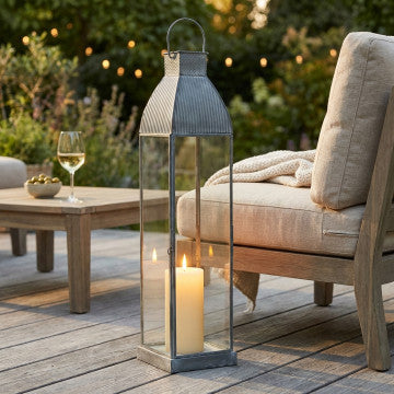 Lanterna grande in metallo e vetro, grigio, dimensioni 12x12x52 cm