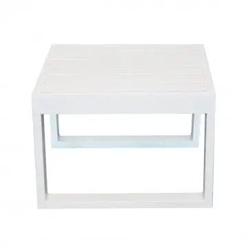 Vista dall'alto del Tavolino Cuba 45 x 45 in alluminio verniciato bianco, con superficie a doghe e design minimalista.