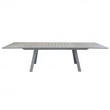 Vista frontale del tavolo rettangolare Zante allungabile fino a 300 cm, design elegante e funzionale.