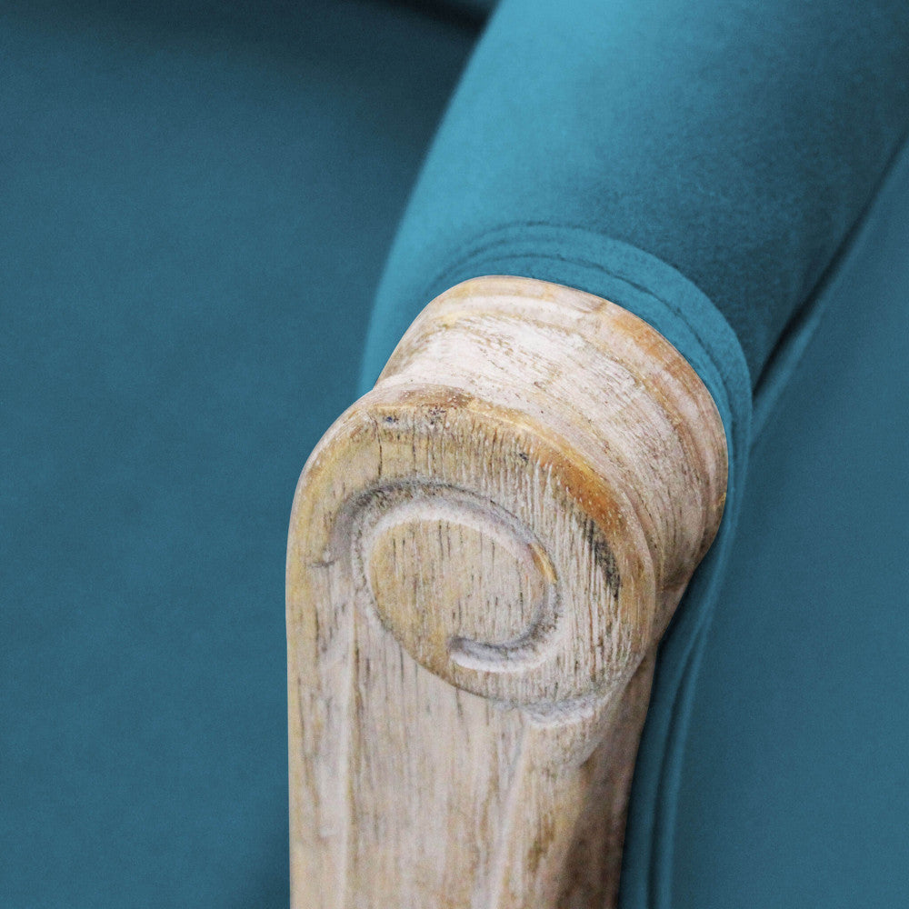 Divano elegante con capitonné in tessuto di lusso Divani Hobby Shop Solution   